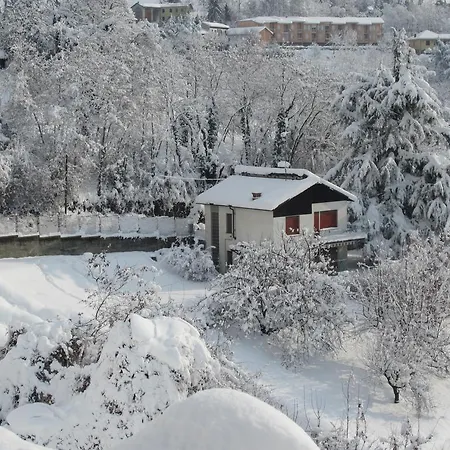 לינה וארוחת בוקר La Gatta *